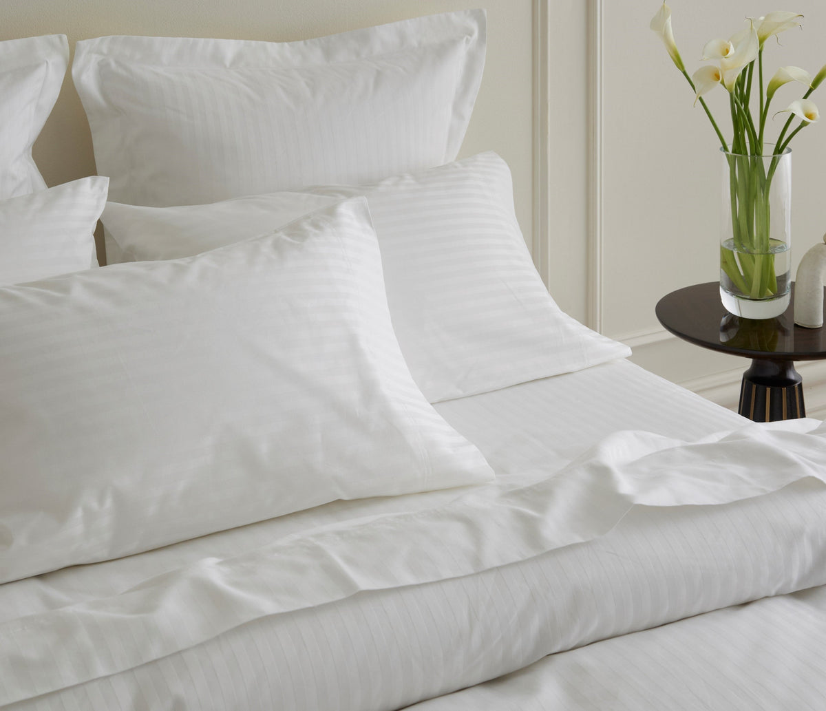 1200 Thread Count Egyptian Cotton Pillow Case Set White Stripe